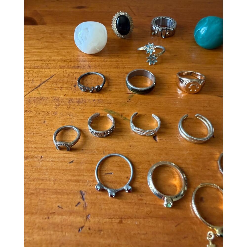 Mixed Fashion Ring Lot 19 Pc Boho Statement Midi Stackable Silver Gold Tone - Picture 4 of 13